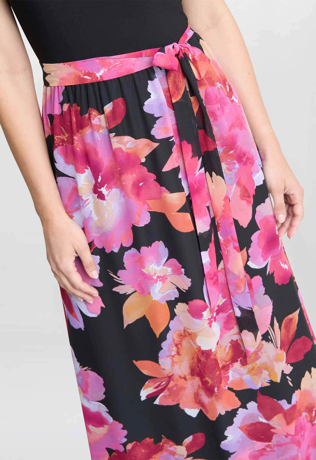 Gina Bacconi Black and Pink Ruth Printed Maxi Dress With Jersey Bodice