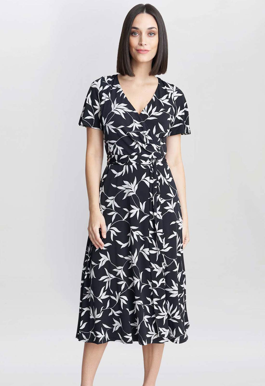 Gina Bacconi Black & White Emma Fit And Flare Dress