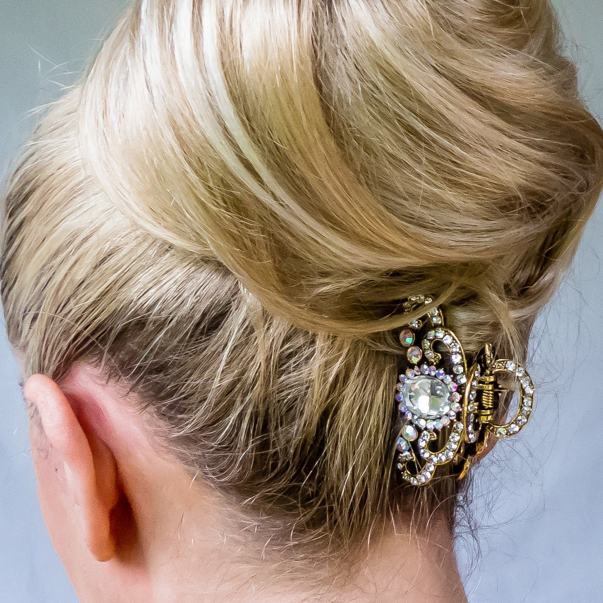 QueenMee Gold Hair Claw with Rhinestone