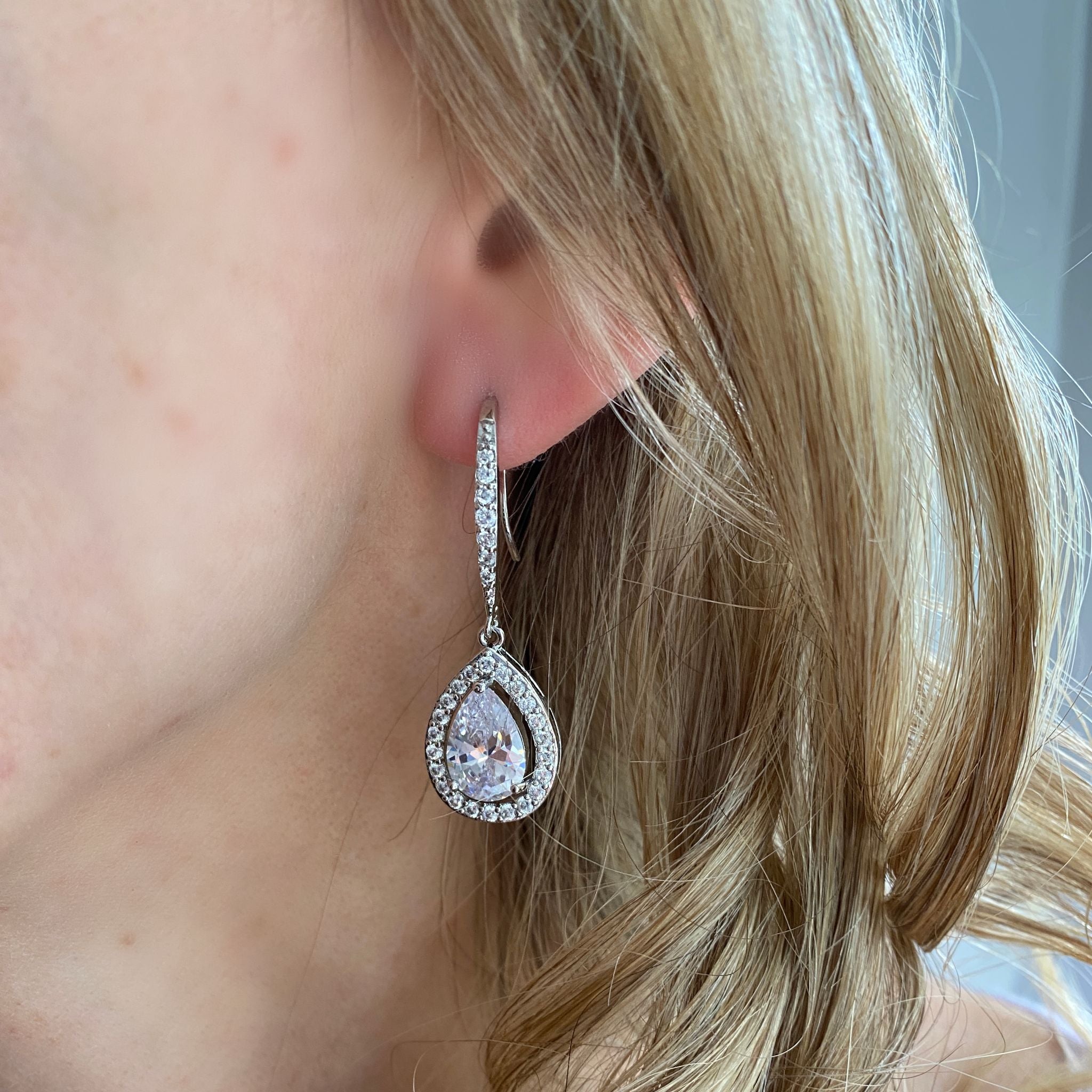 QueenMee Long Drop Earrings Diamante Earrings