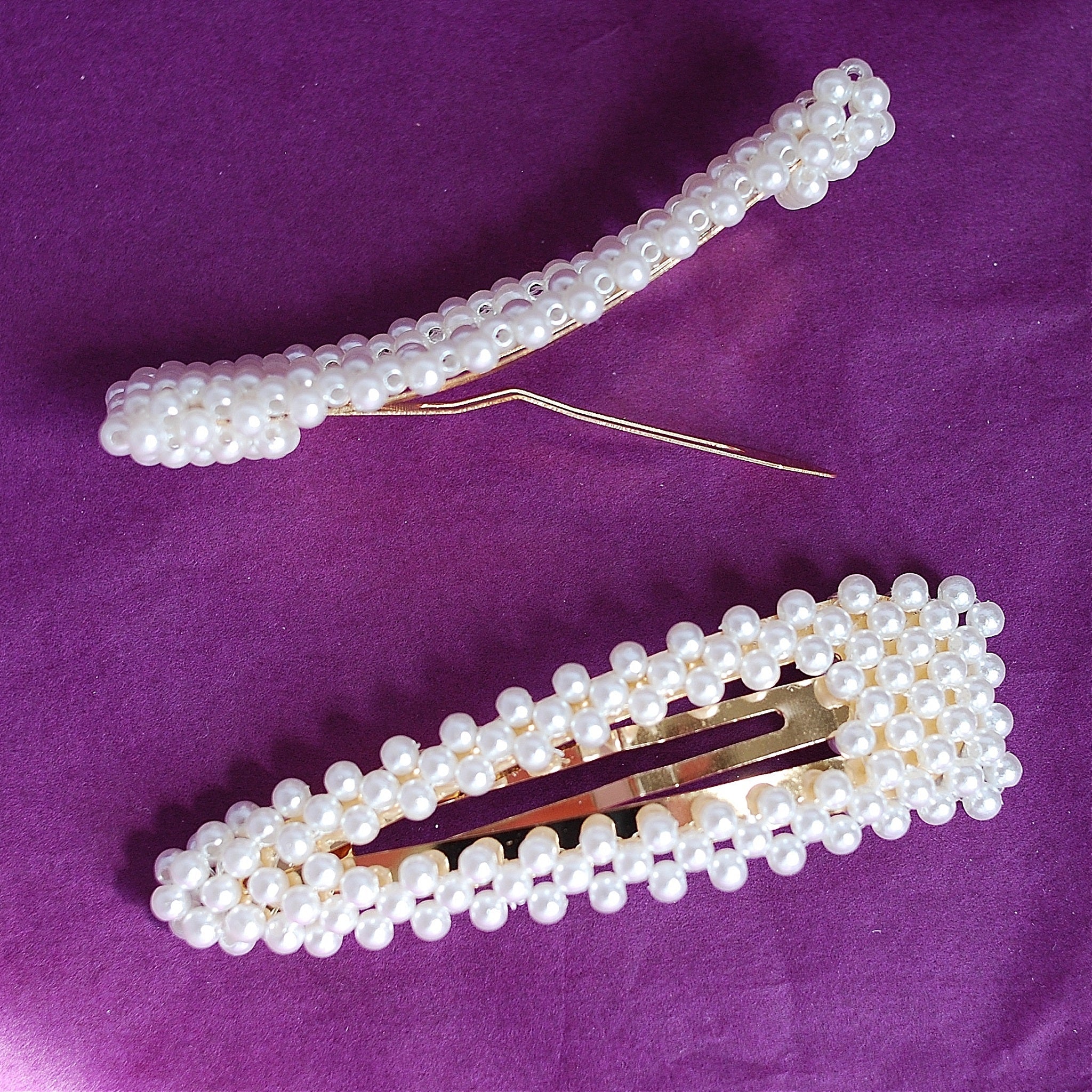 QueenMee Pearl Hair Clips Set of Two