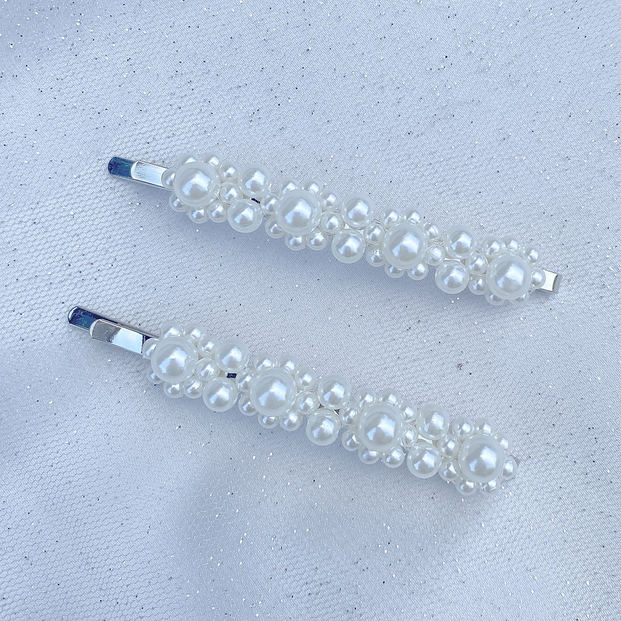 QueenMee Pearl Hair Grips Set of 2