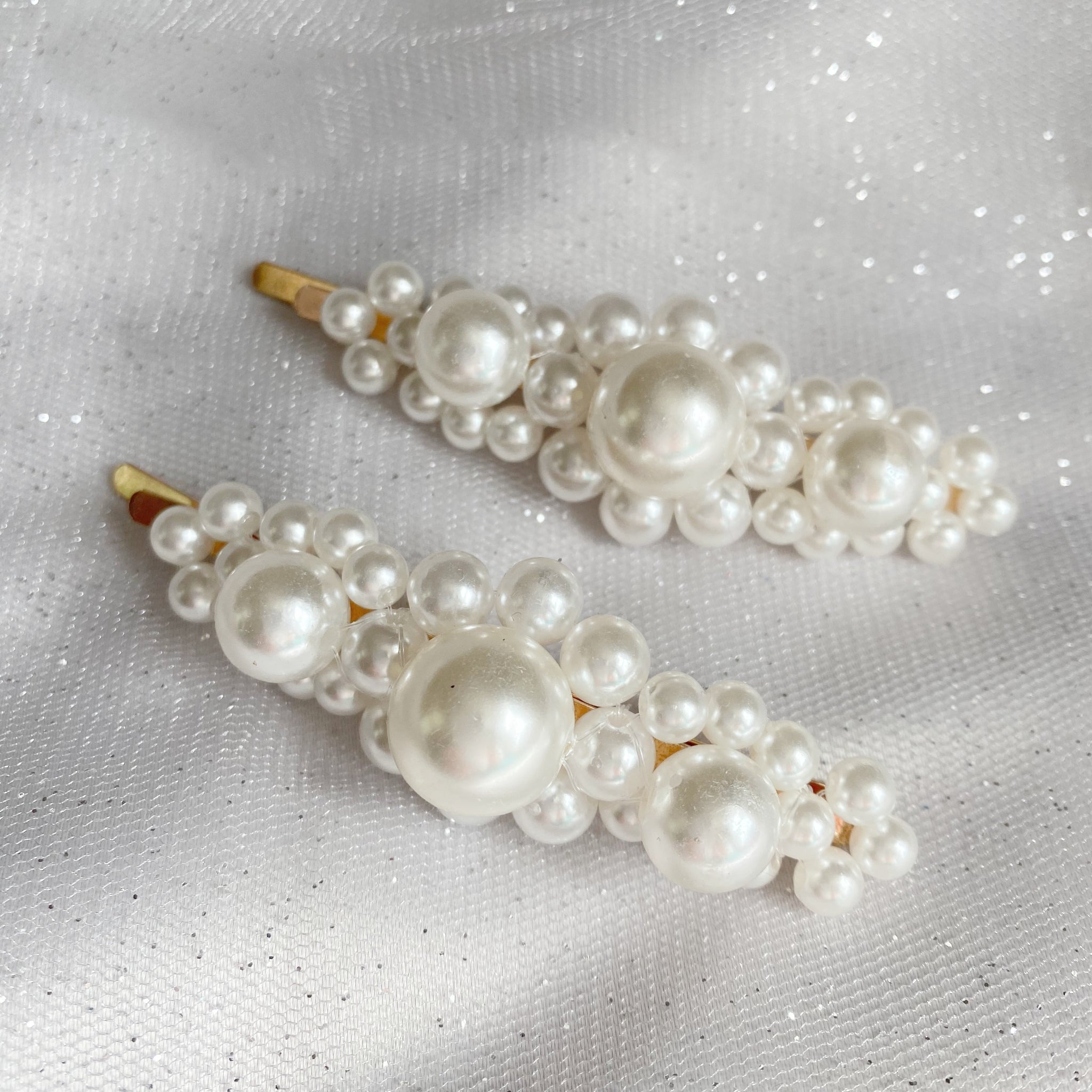 QueenMee Pearl Hair Slides Large Set of 2