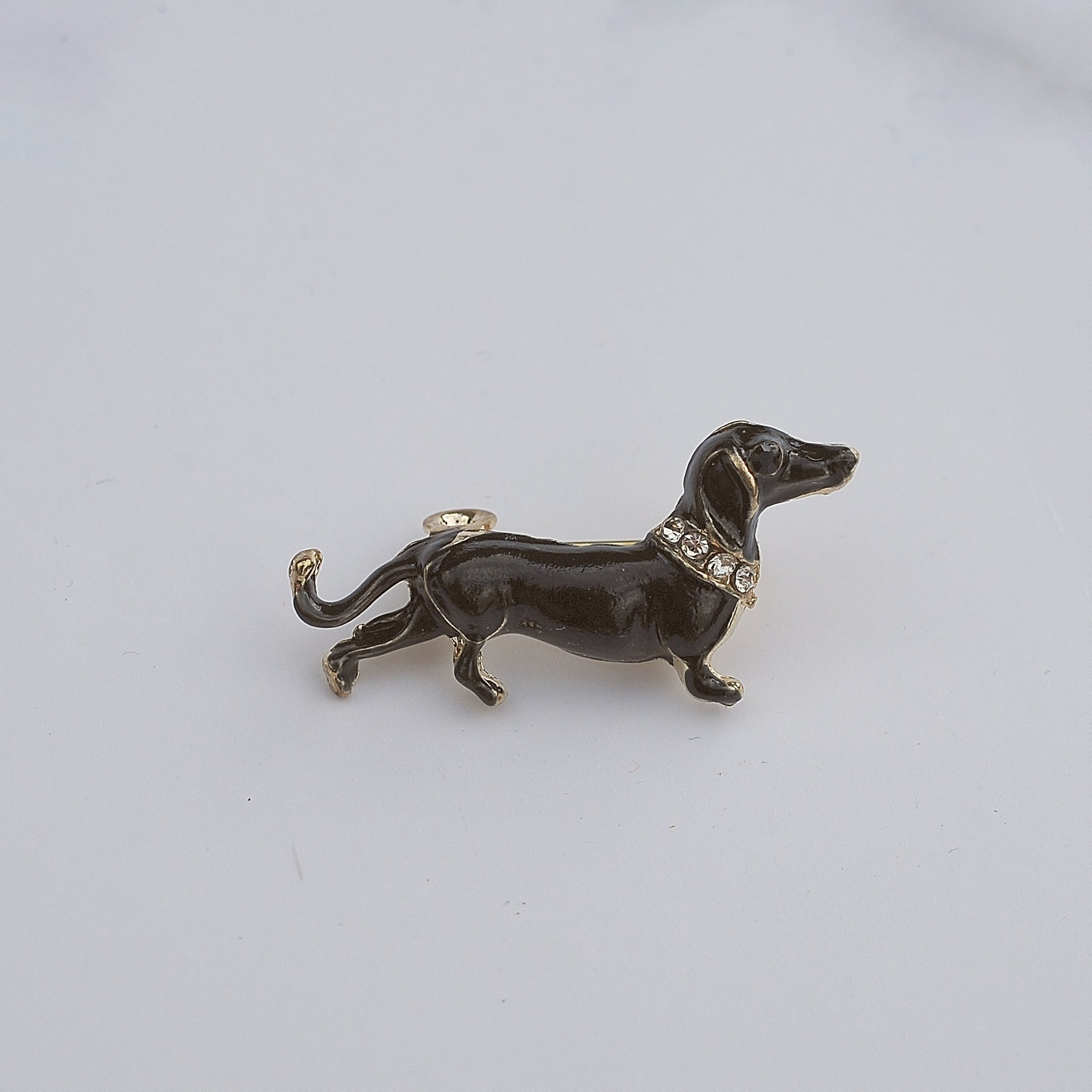 QueenMee Sausage Dog Brooch Dachshund Brooch