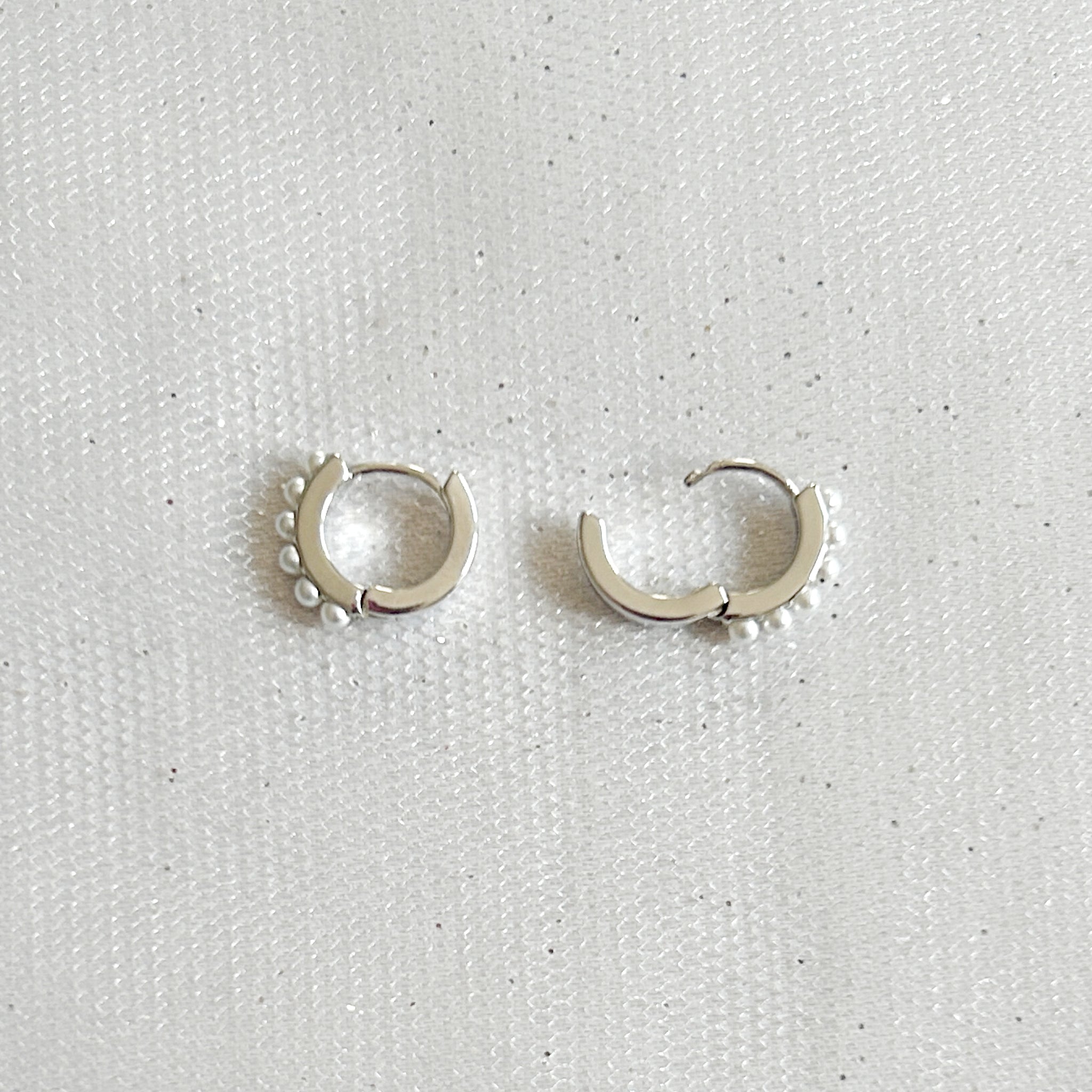 QueenMee Small Hoop Earrings Pearl Hoop Earrings