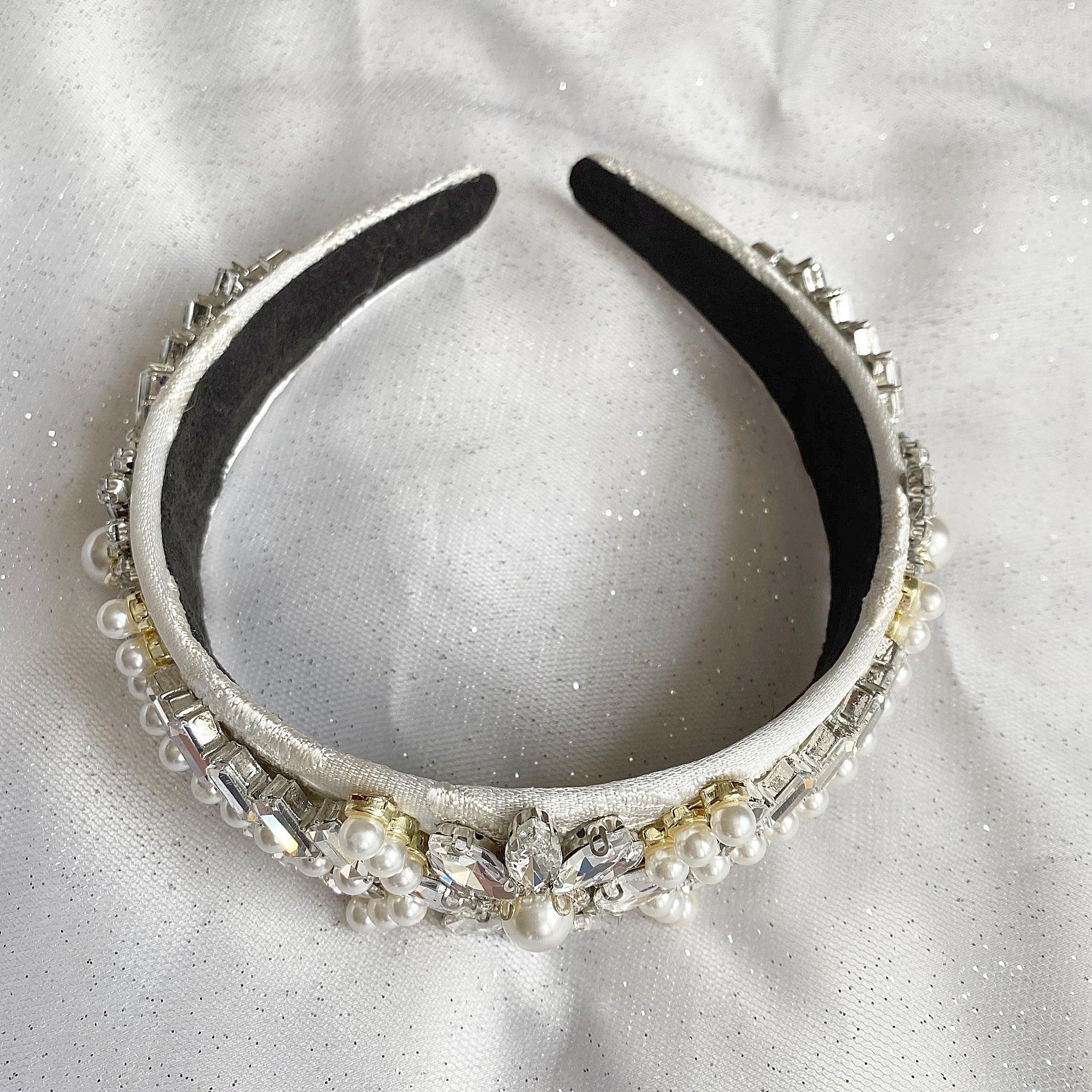 QueenMee Wedding Headband with Crystal and Pearl